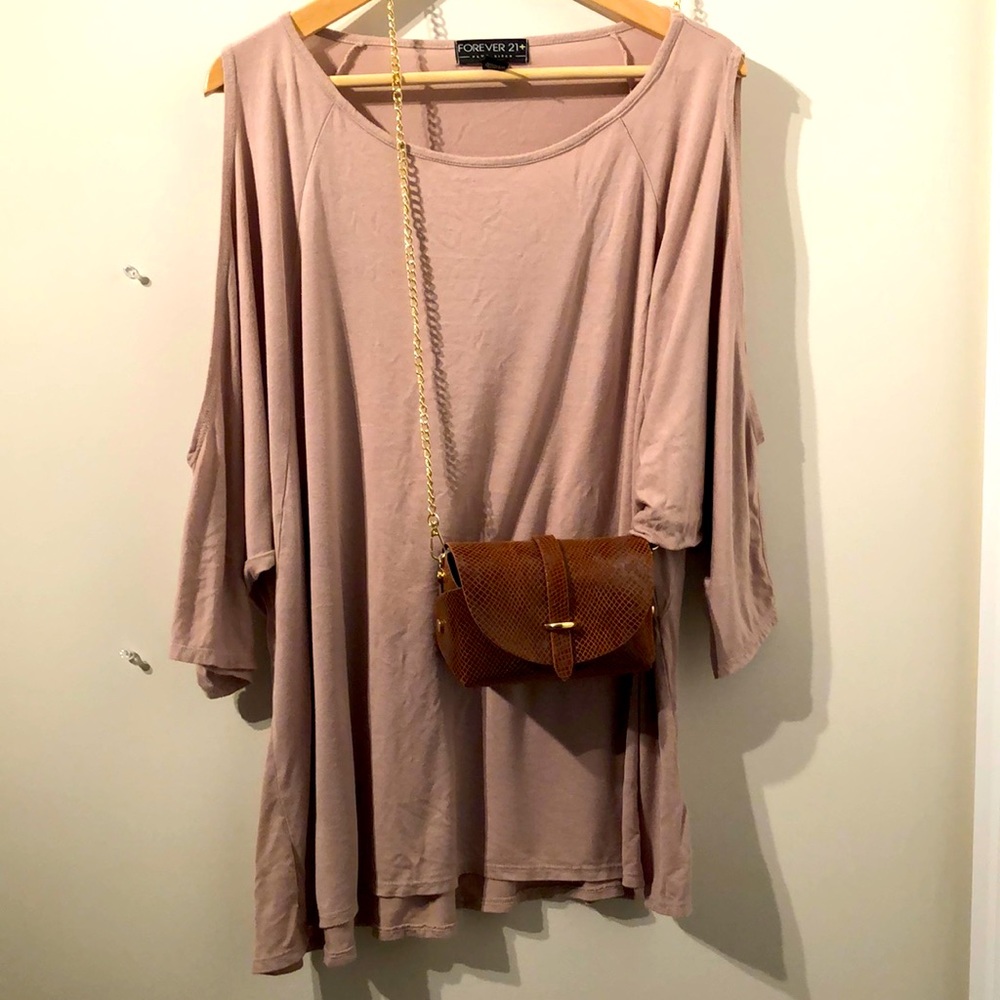 3X cold shoulder jersey knit